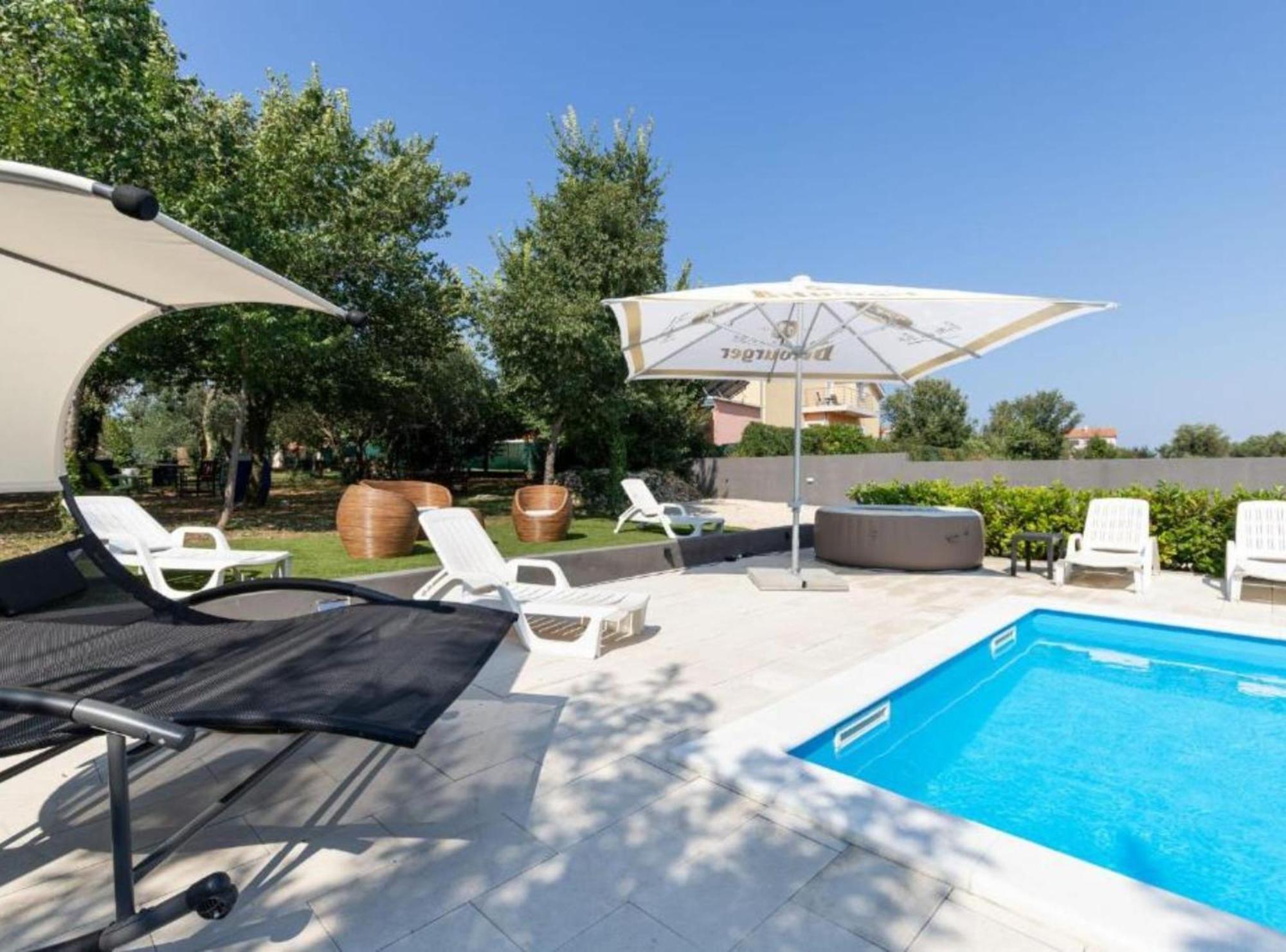 M & B Apartment Bibinje