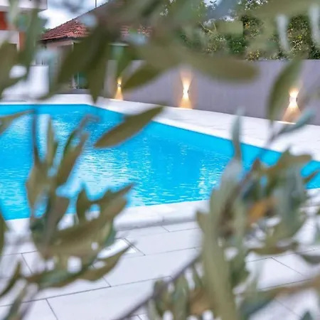 M & B Apartment Bibinje Exterior photo