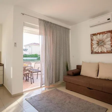 M & B Apartment Bibinje Room photo