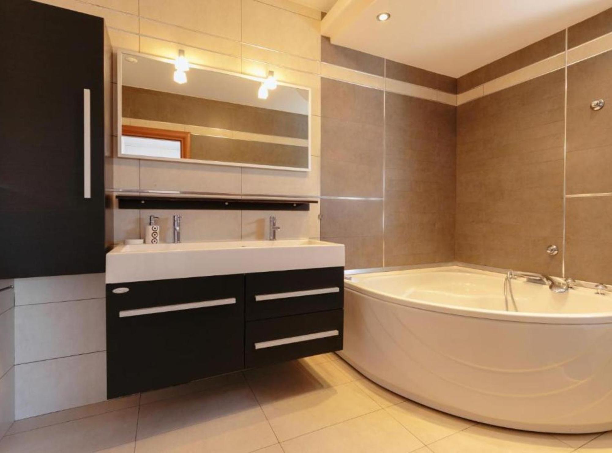 Apartment M & B *