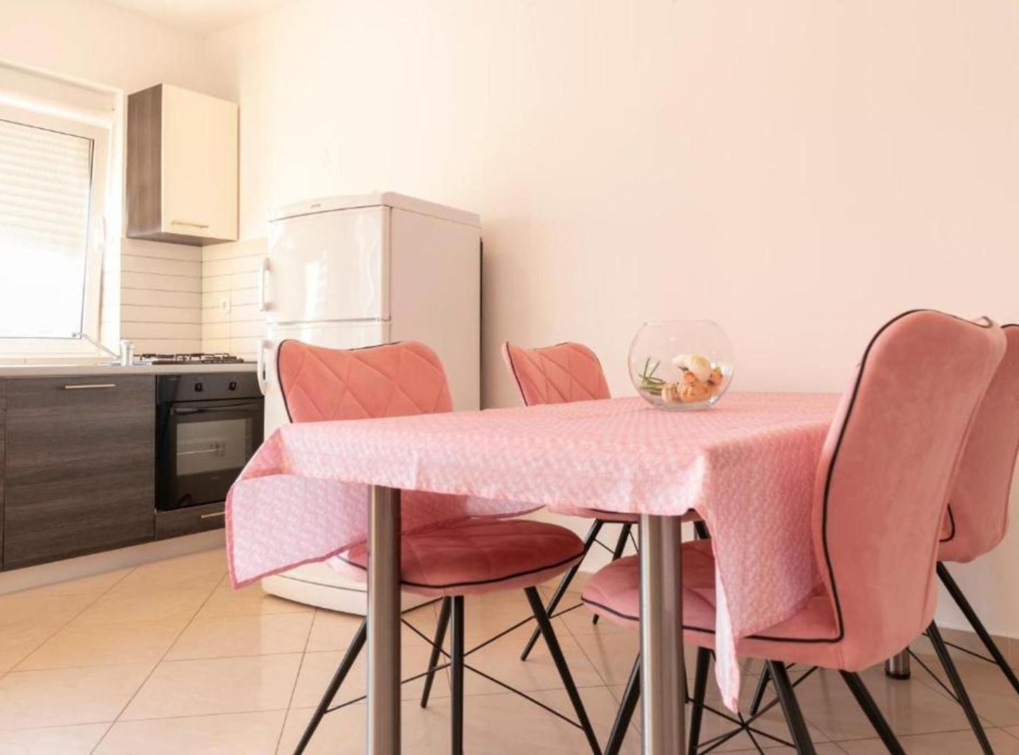 Apartment M & B Bibinje